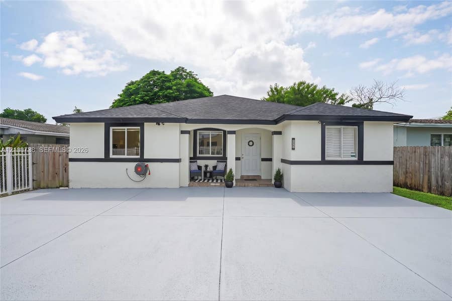 Property photo for 10170 W Fern Street, Miami, FL