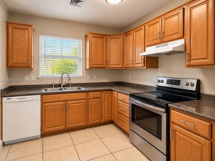 Property photo for 2832 Fillmore Street, #21, Hollywood, FL