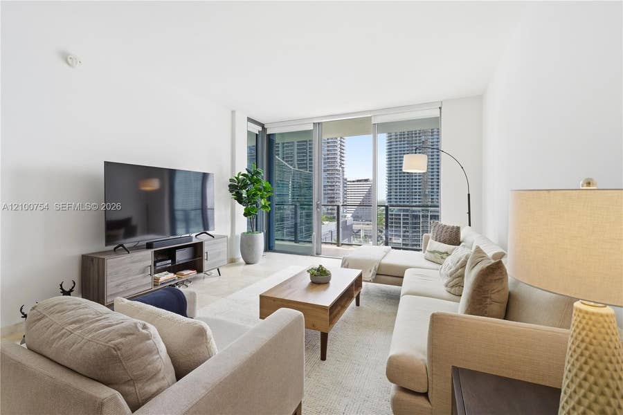Property photo for 68 SE 6th Street, #1106, Miami, FL