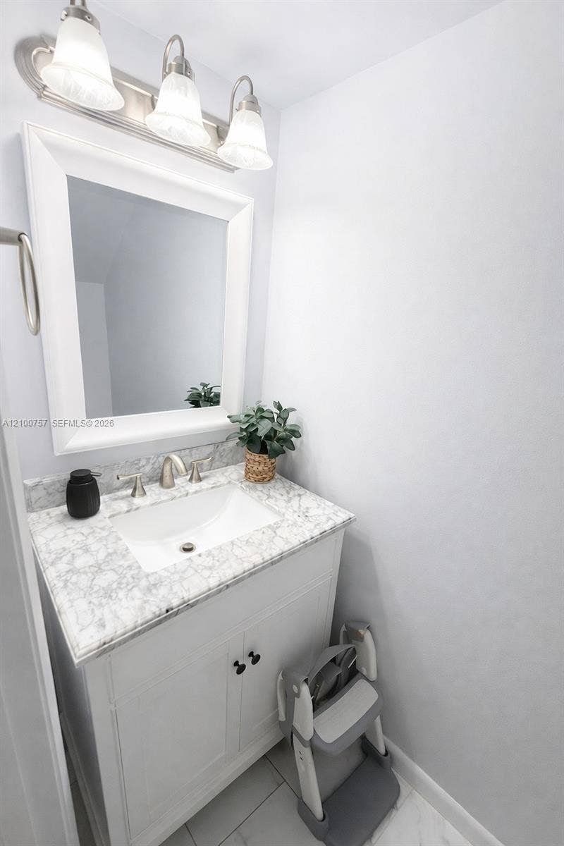 4321 SW 70th Terrace, Davie, FL 33314 Photo 7