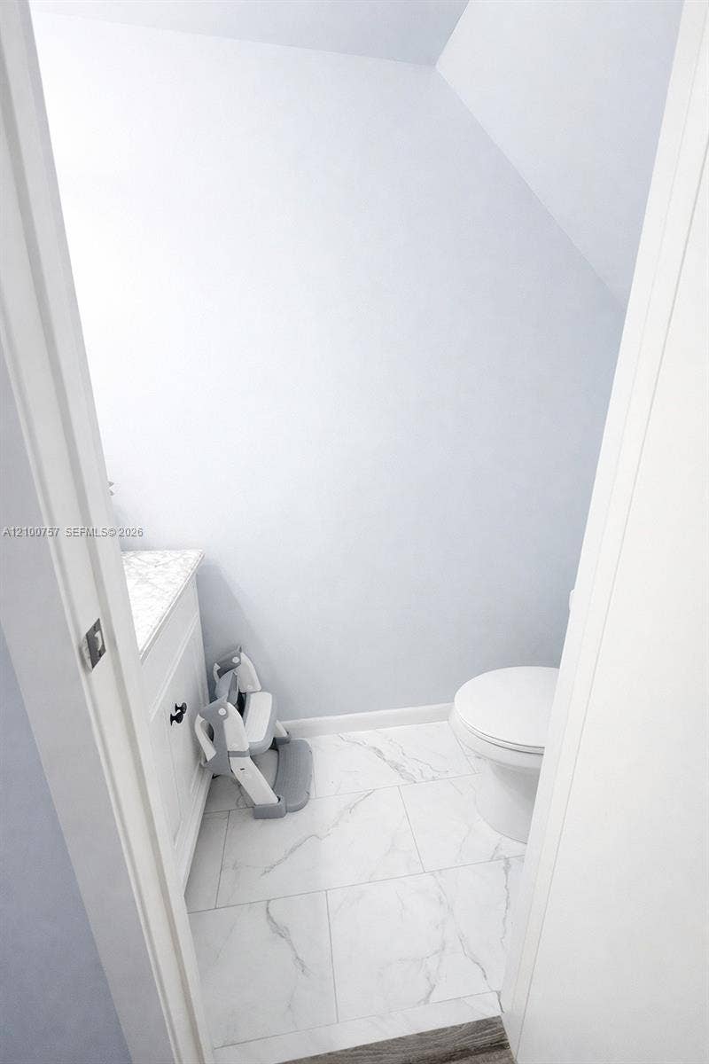 4321 SW 70th Terrace, Davie, FL 33314 Photo 8