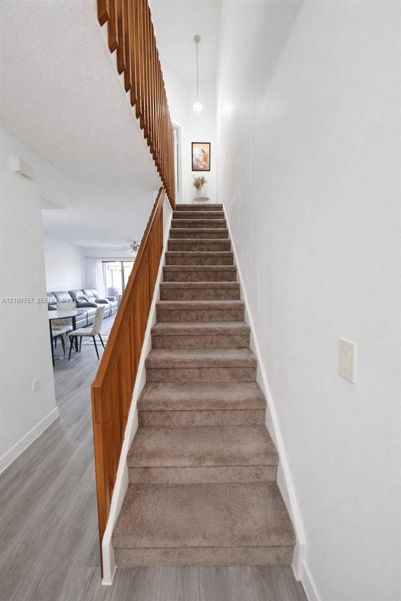 4321 SW 70th Terrace, Davie, FL 33314 Photo 3