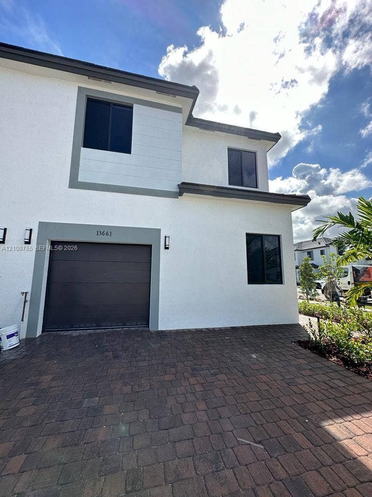 Property photo for 13661 SW 157th Place, Miami, FL