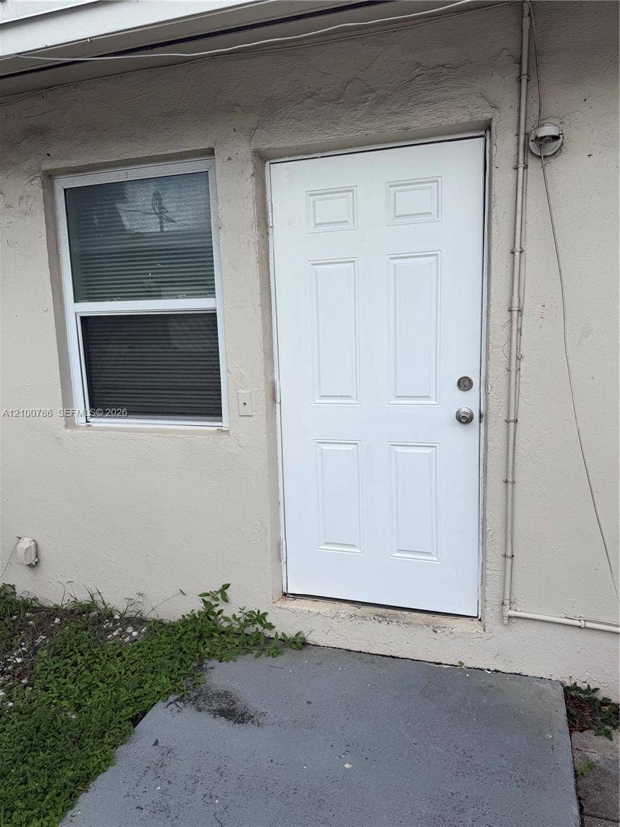2124 NW 7th Court, #2, Fort Lauderdale, Fort Lauderdale, FL 33311 Photo 3