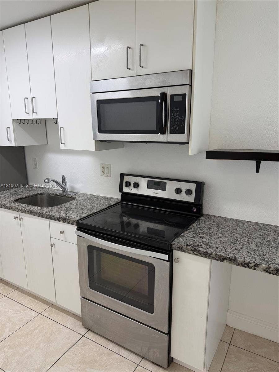 2124 NW 7th Court, #2, Fort Lauderdale, Fort Lauderdale, FL 33311 Photo 4