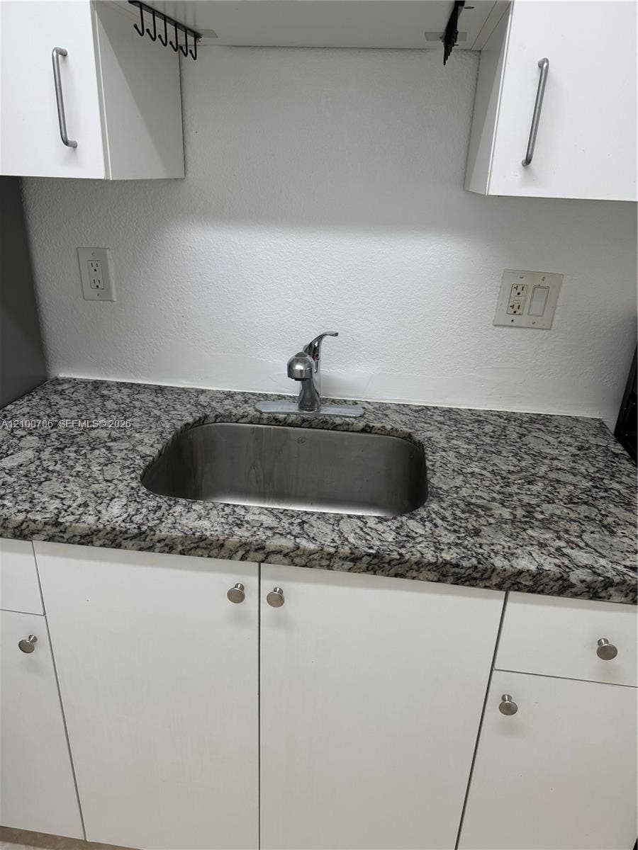 2124 NW 7th Court, #2, Fort Lauderdale, Fort Lauderdale, FL 33311 Photo 5