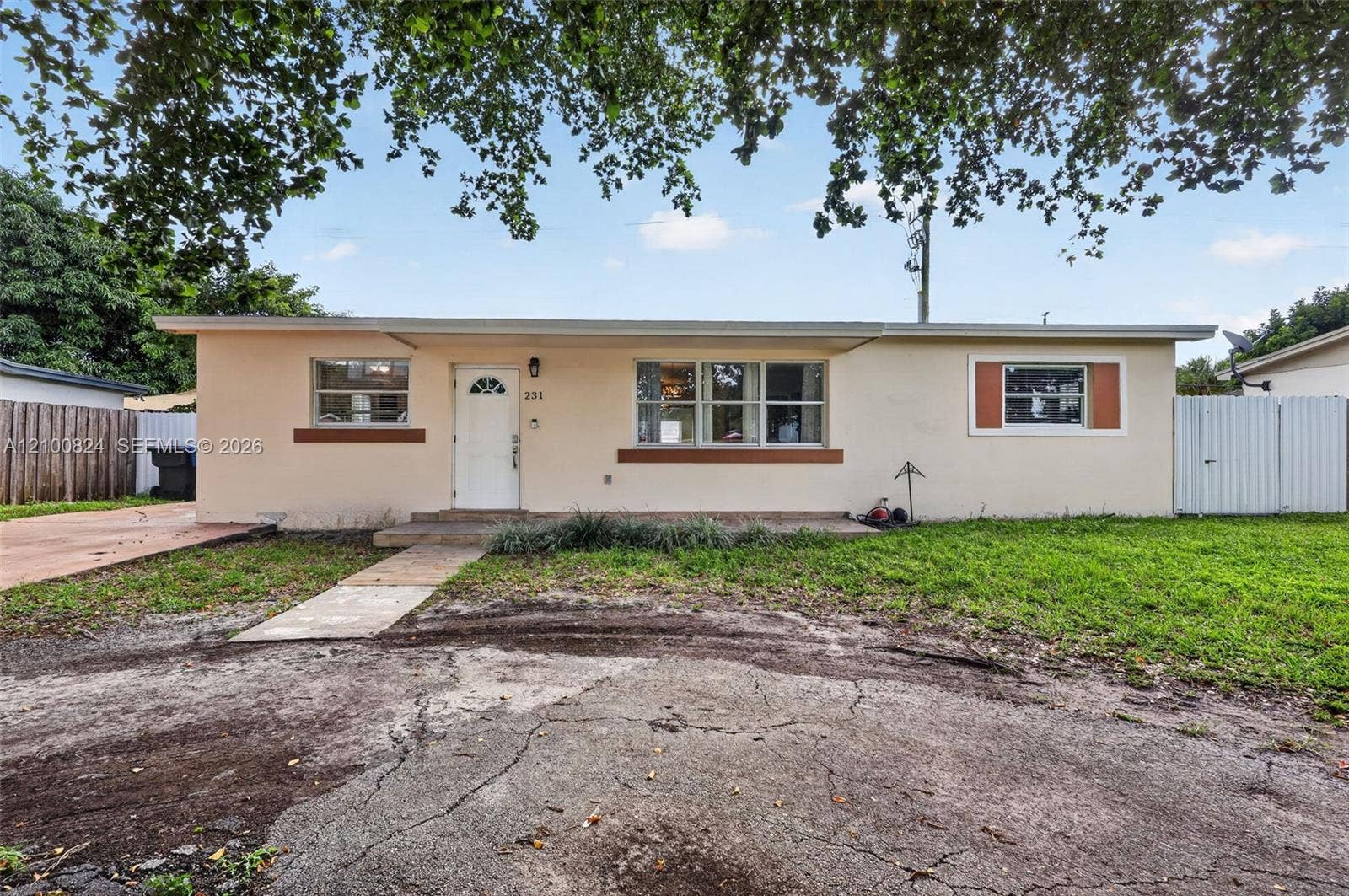231 N 65th Terrace, Hollywood, FL 33024 Photo 1