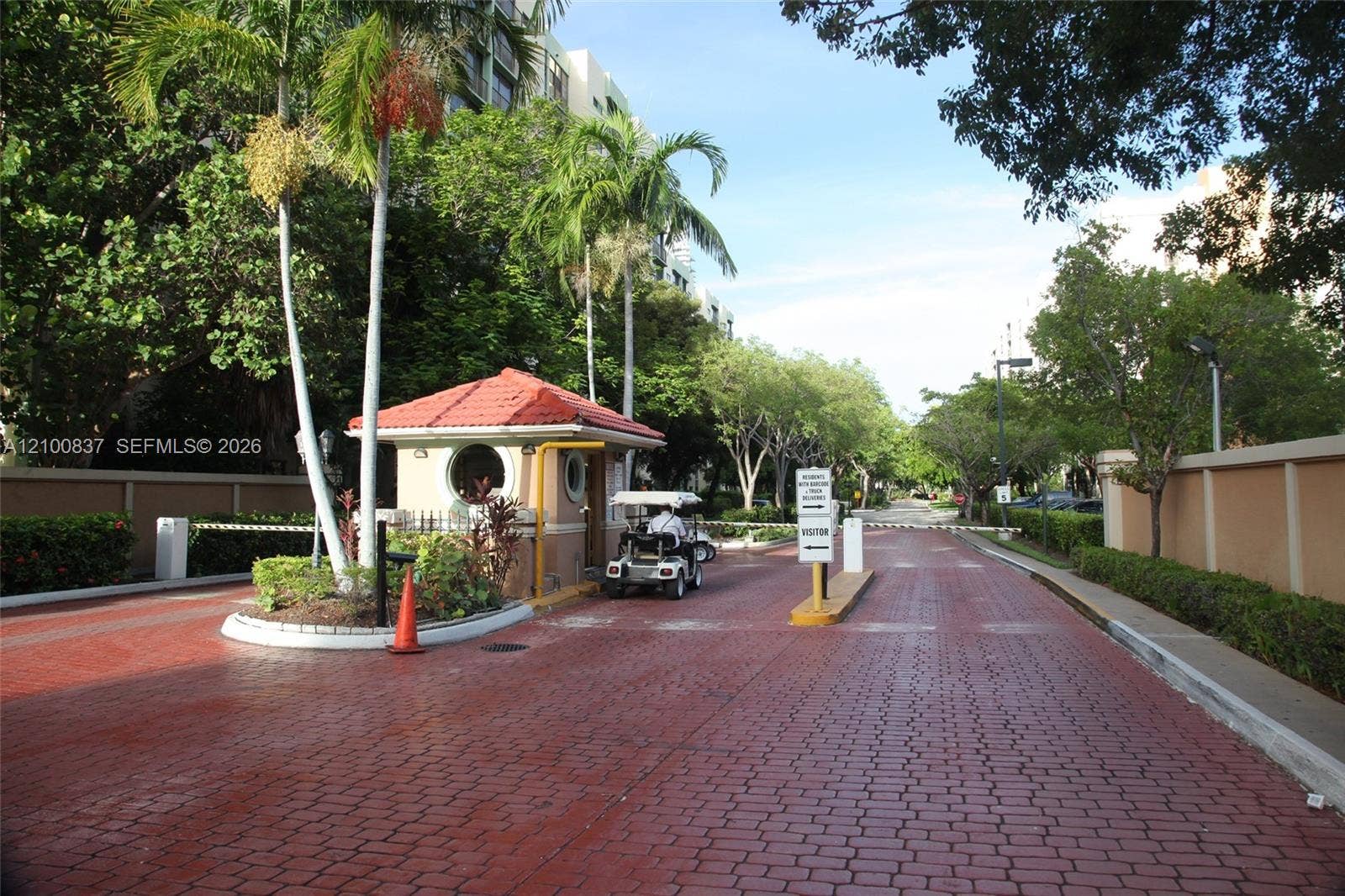 17011 N Bay Road, #918, Sunny Isles Beach, Sunny Isles Beach, FL 33160 Photo 3