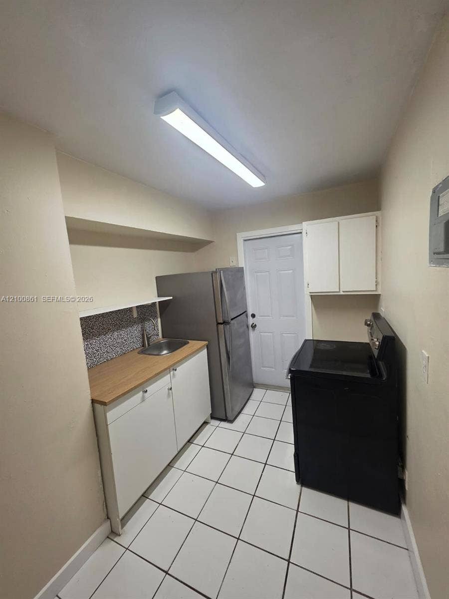 Property photo for 1105 SW 15th Terrace, #4, Fort Lauderdale, FL