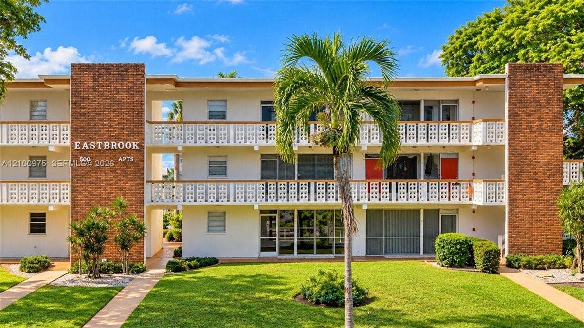 500 S Luna Court, #3, Hollywood, FL 33021 Photo 54