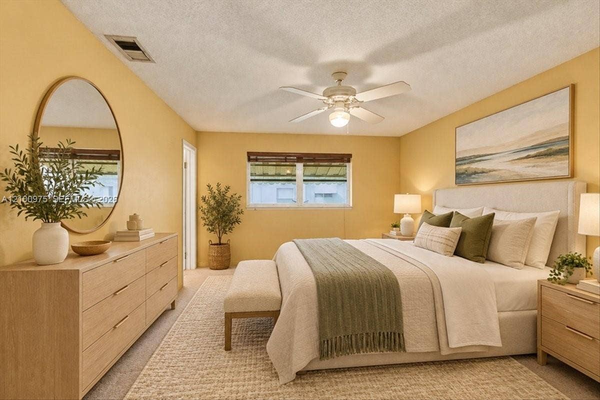 500 S Luna Court, #3, Hollywood, FL 33021 Virtually Staged