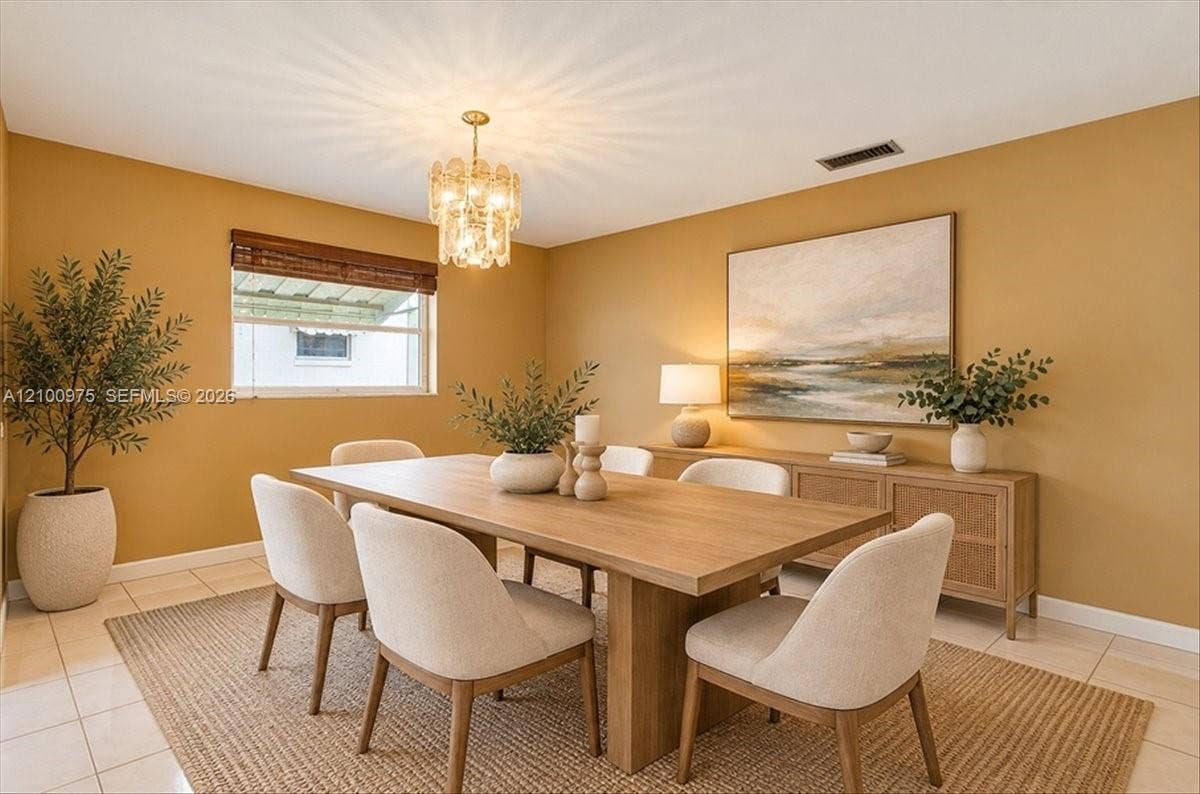 500 S Luna Court, #3, Hollywood, FL 33021 Virtually Staged