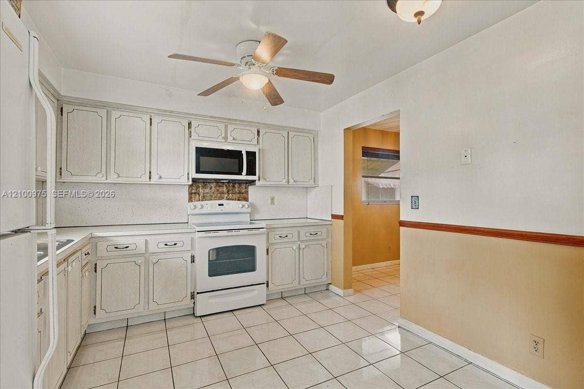 500 S Luna Court, #3, Hollywood, FL 33021 Photo 13