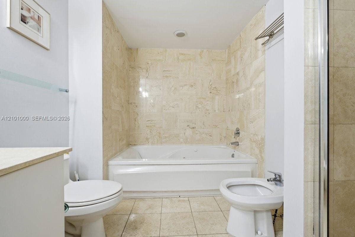 17375 Collins Avenue, #1506, Sunny Isles Beach, Sunny Isles Beach, FL 33160 Photo 21