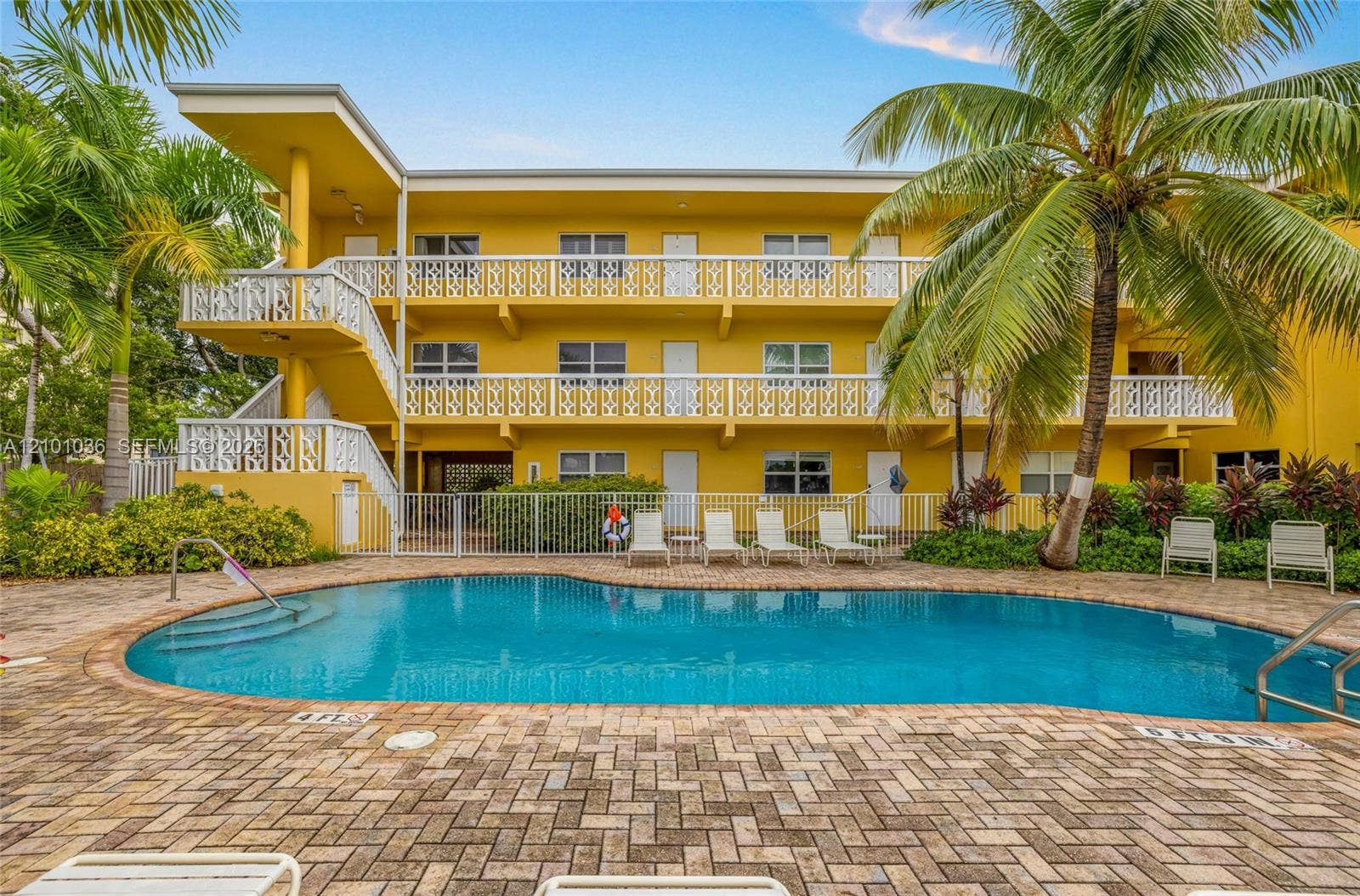 815 Middle River Drive, #311, Fort Lauderdale, FL 33304 Photo 5