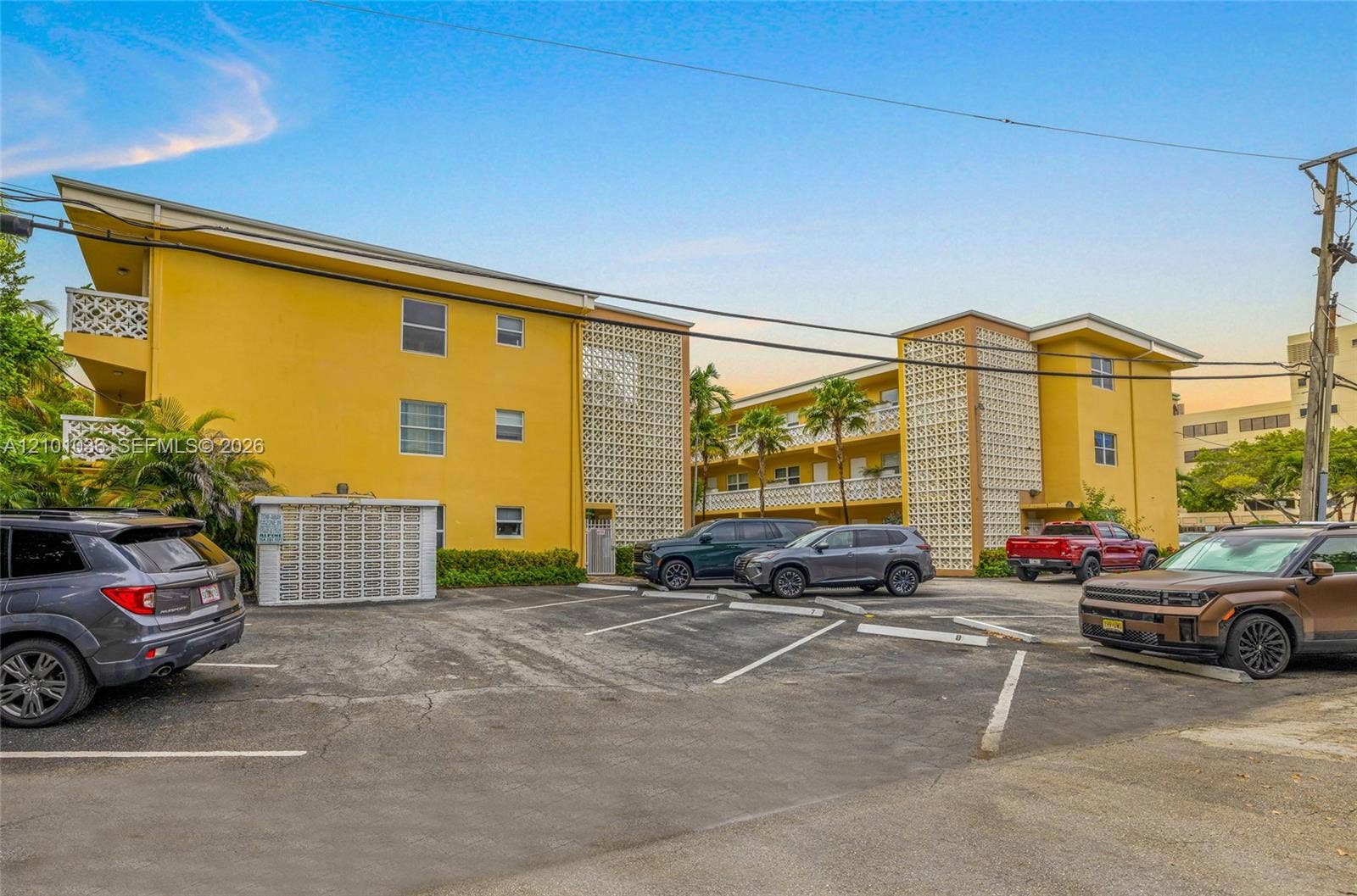 815 Middle River Drive, #311, Fort Lauderdale, FL 33304 Photo 27