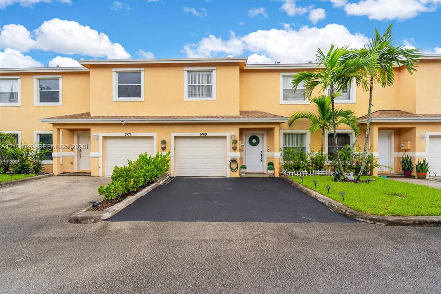 Property photo for 7469 Tam Oshanter Boulevard, North Lauderdale, FL