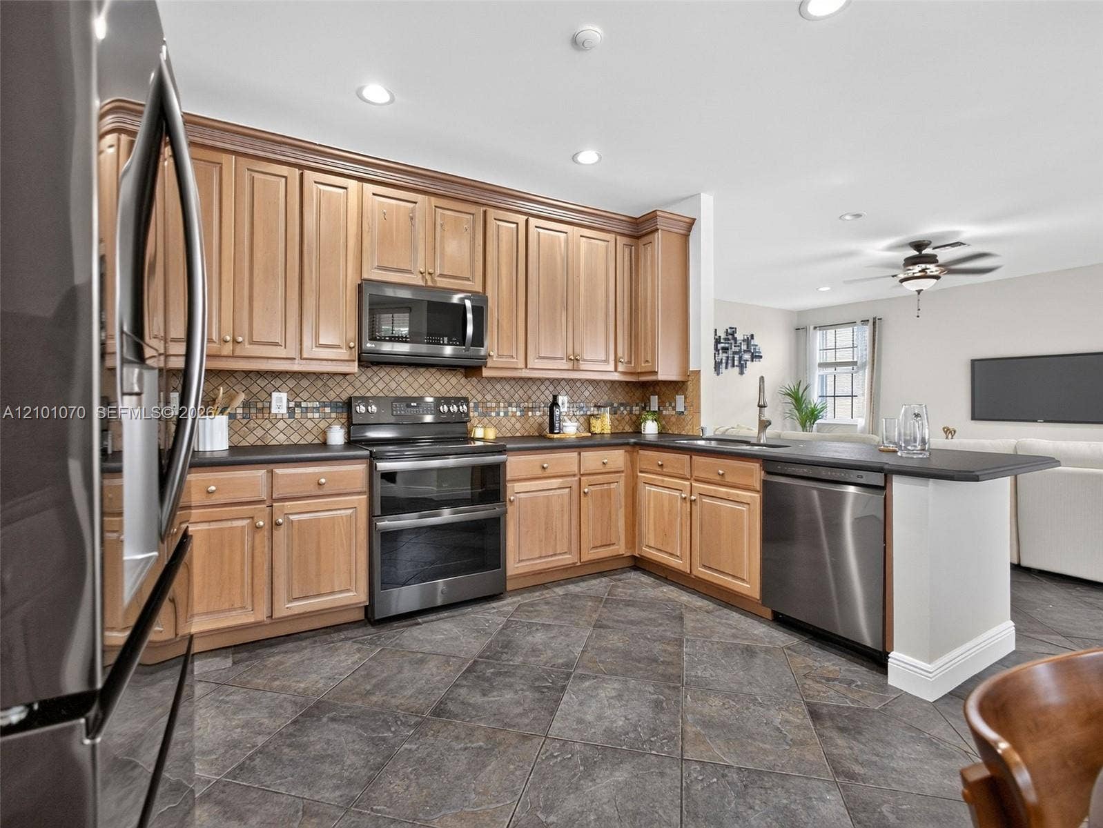 1012 Cedar Falls Drive, Weston, Weston, FL 33327 Photo 8