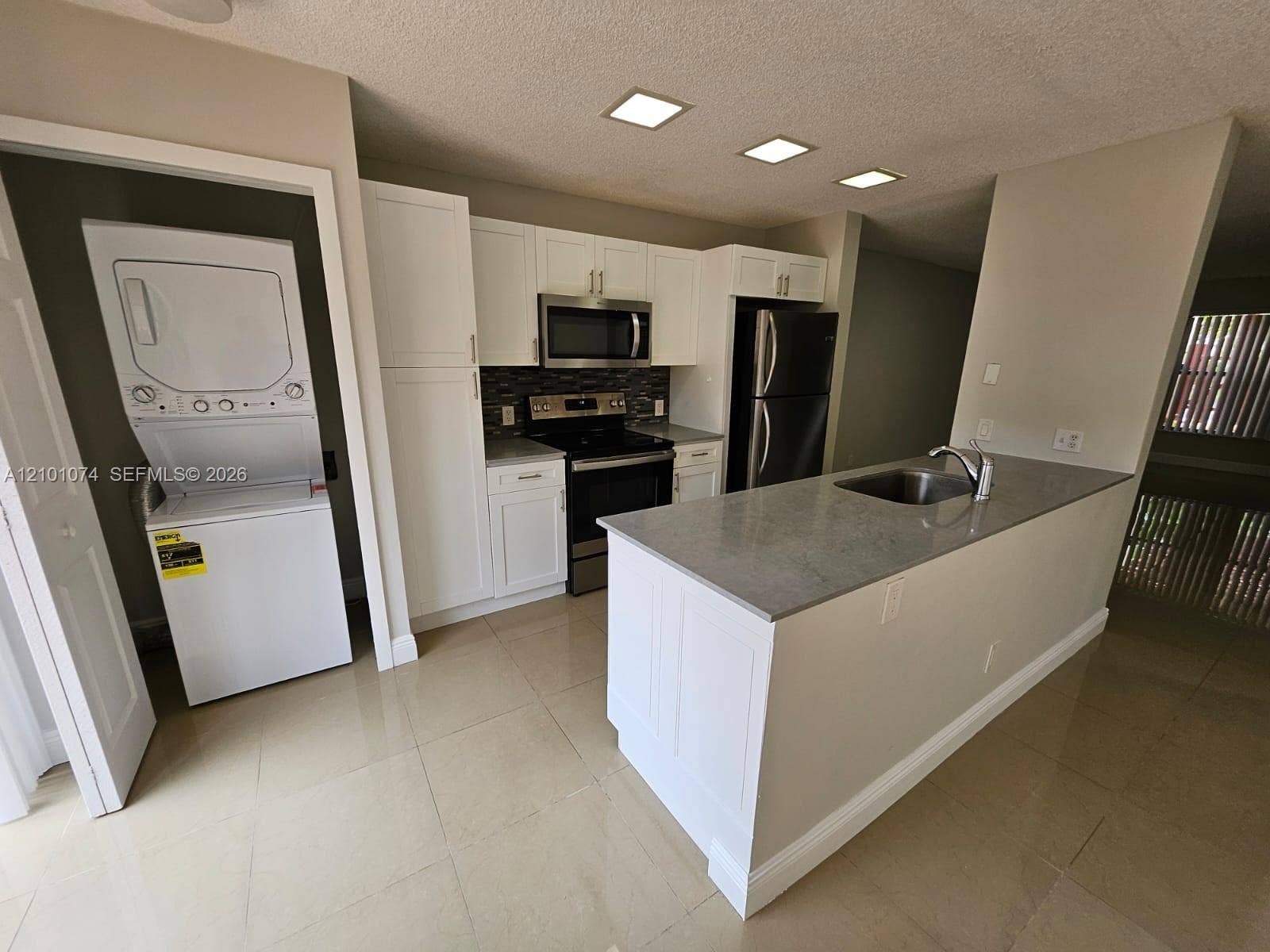 1091 N Hiatus Road, #1091, Pembroke Pines, FL 33026 Photo 2