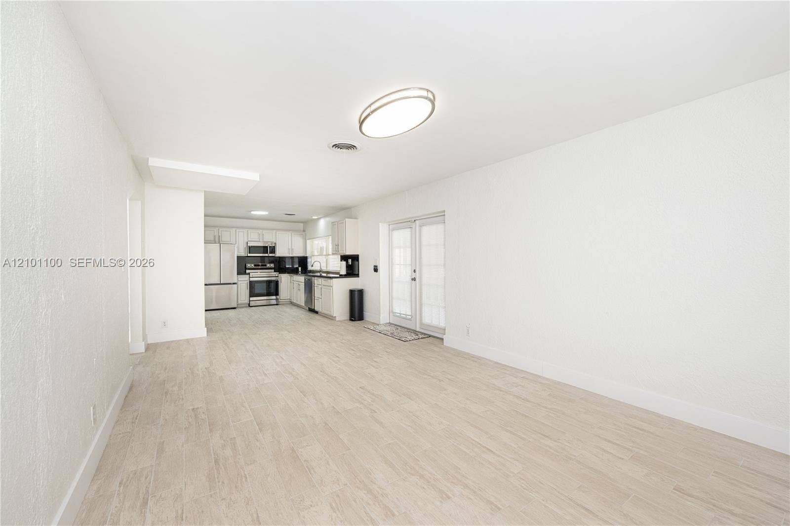5316 Buchanan Street, #0, Hollywood, Hollywood, FL 33021 Family Room/ Kitchen Combination