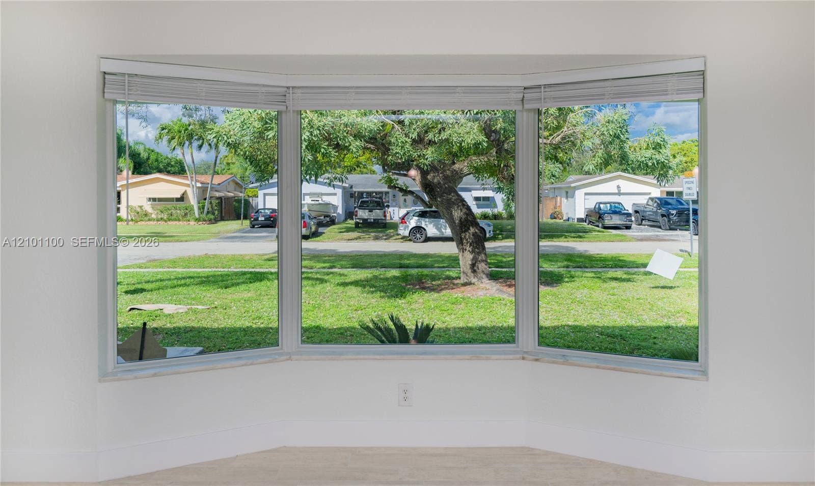 5316 Buchanan Street, #0, Hollywood, Hollywood, FL 33021 Front Window/Sitting Area