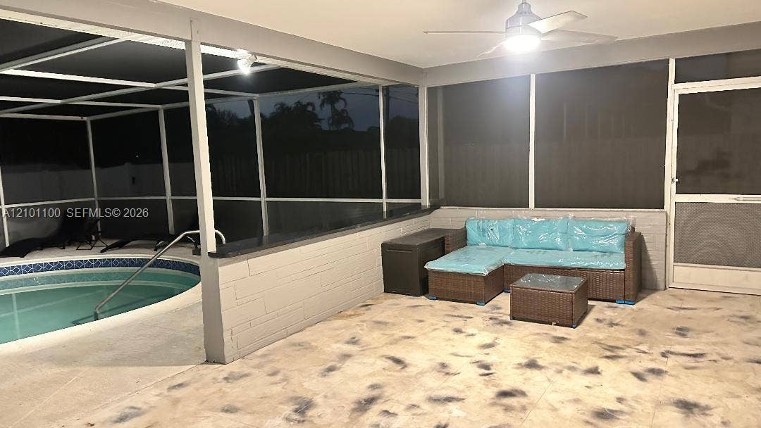 5316 Buchanan Street, #0, Hollywood, Hollywood, FL 33021 Screened Pool Patio/w Brand New Patio Furniture