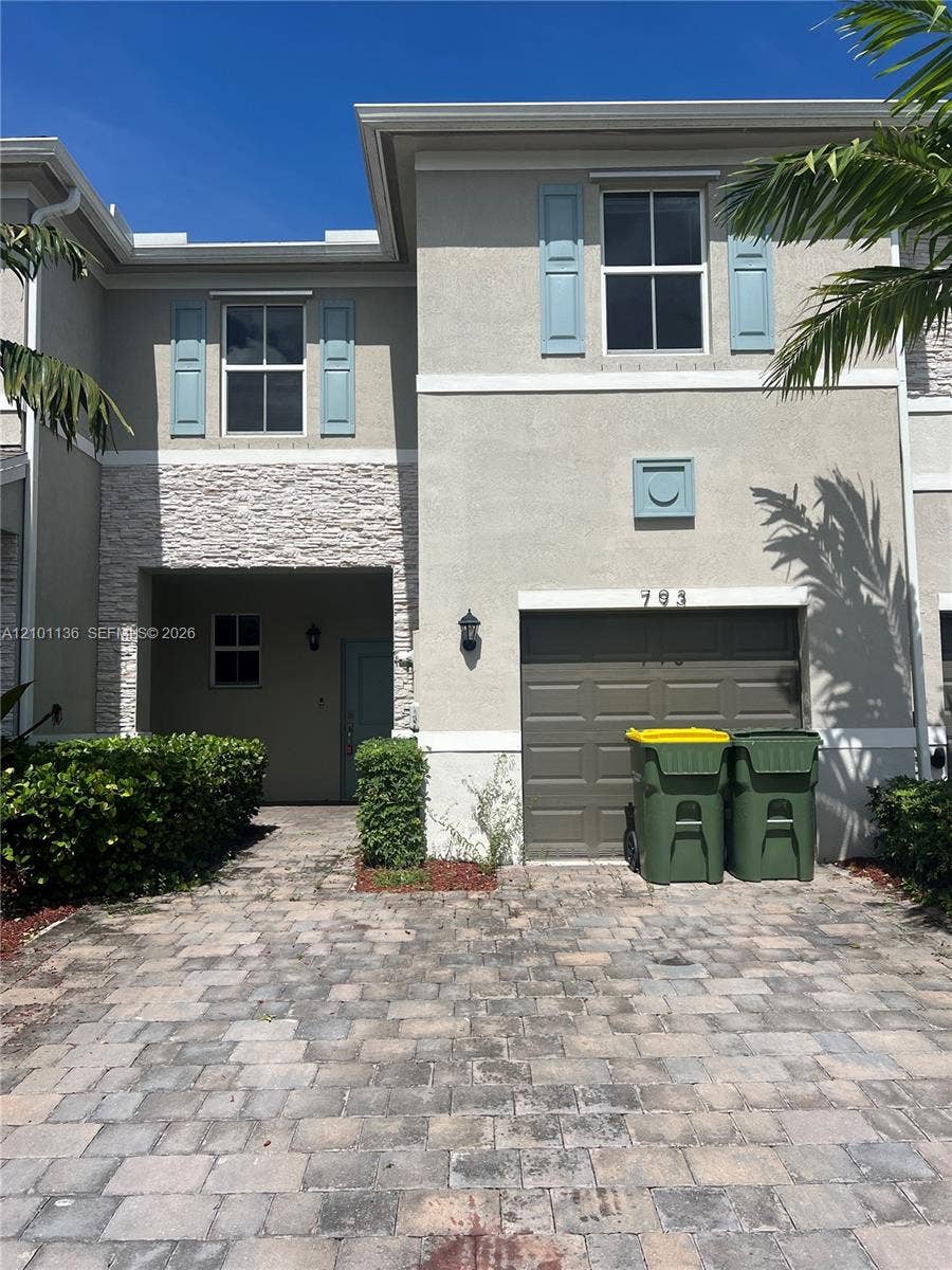 Property photo for 793 SE 19th Street, Homestead, FL