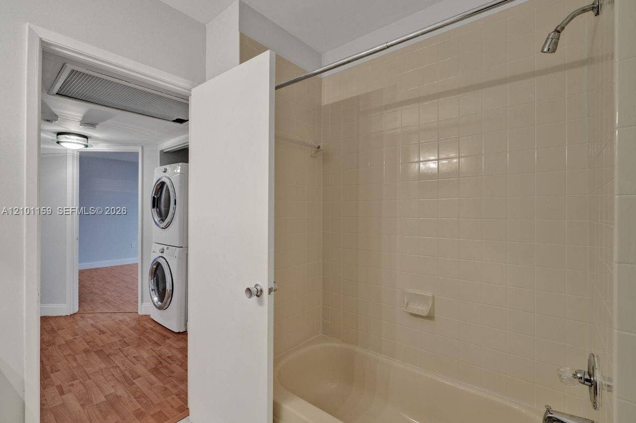 12346 NW 11th Lane, #1009, Miami, FL 33182 Photo 31