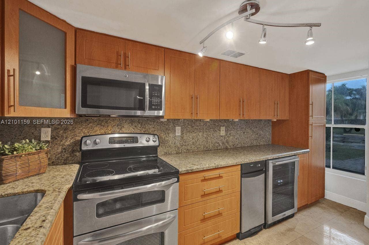 12346 NW 11th Lane, #1009, Miami, FL 33182 Photo 8