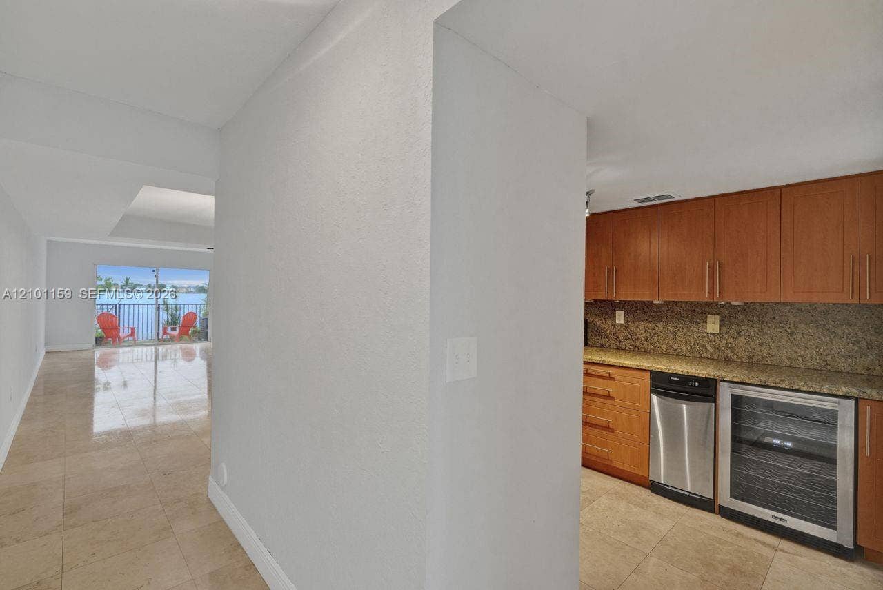 12346 NW 11th Lane, #1009, Miami, FL 33182 Photo 4