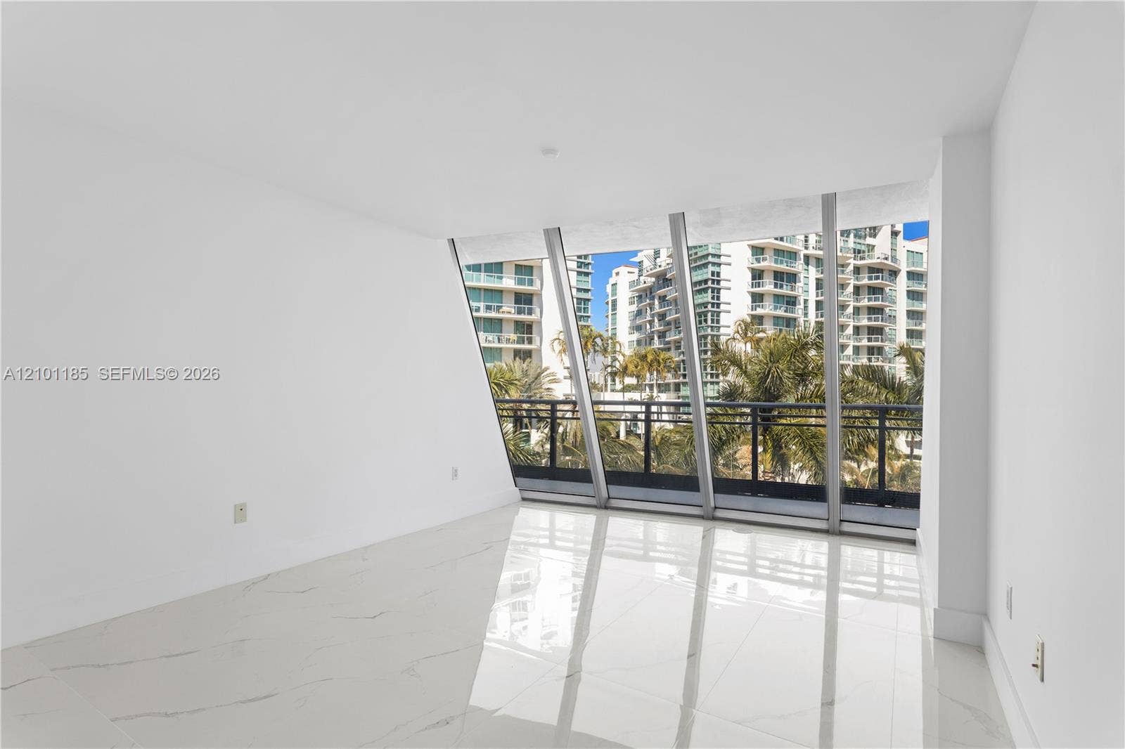 2950 NE 188th Street, #349, Aventura, FL 33180 Photo 21