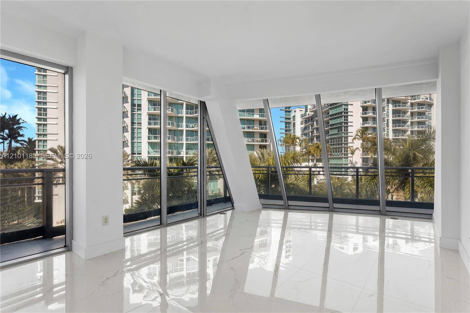 2950 NE 188th Street, #349, Aventura, FL 33180 Photo 19