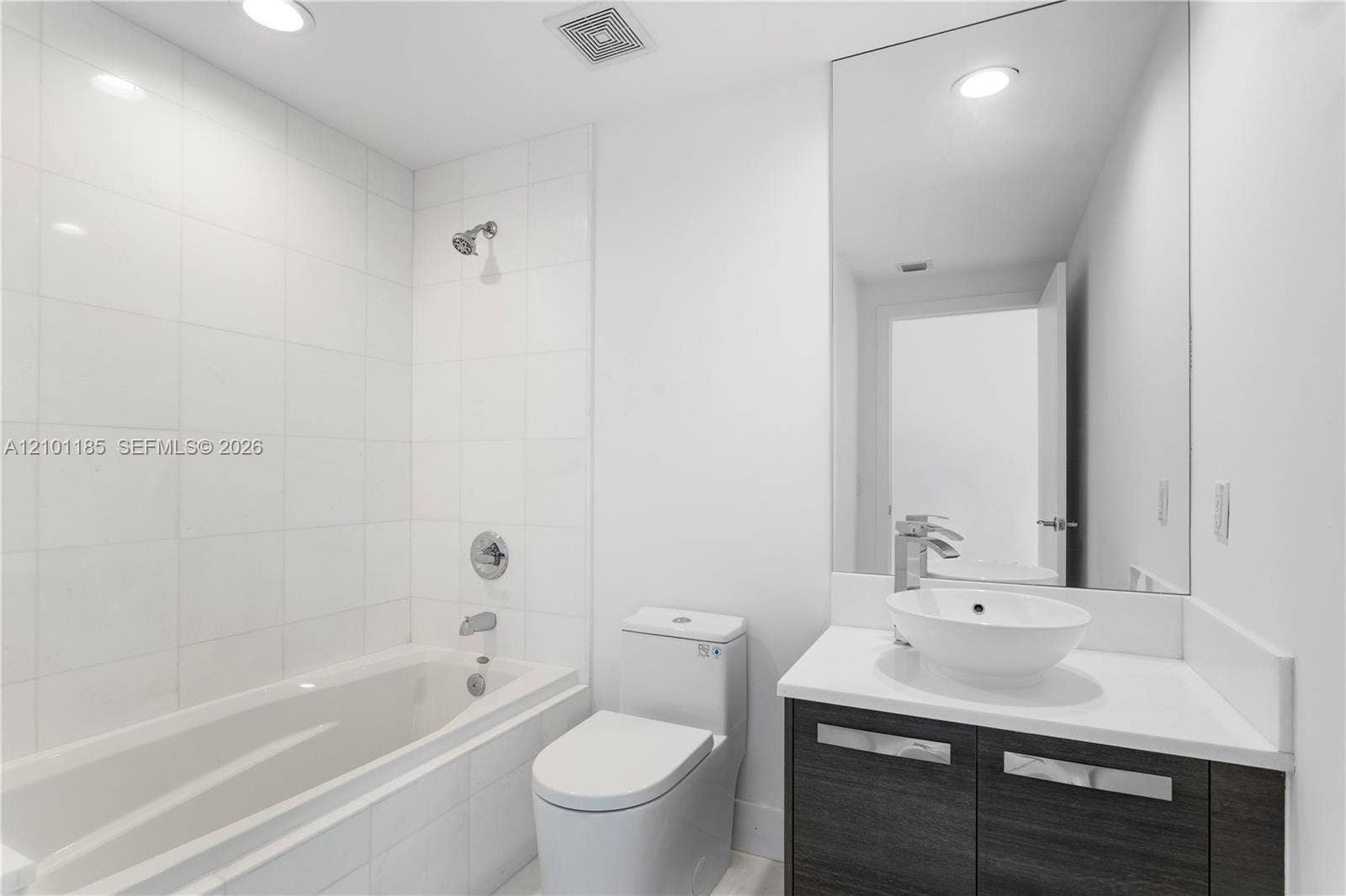 2950 NE 188th Street, #349, Aventura, FL 33180 Photo 22