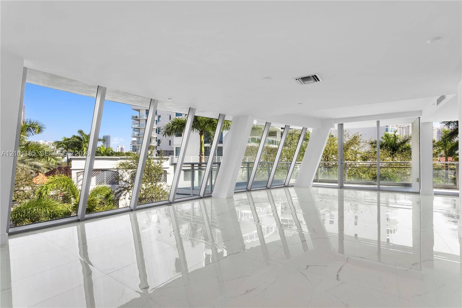 2950 NE 188th Street, #349, Aventura, FL 33180 Photo 14