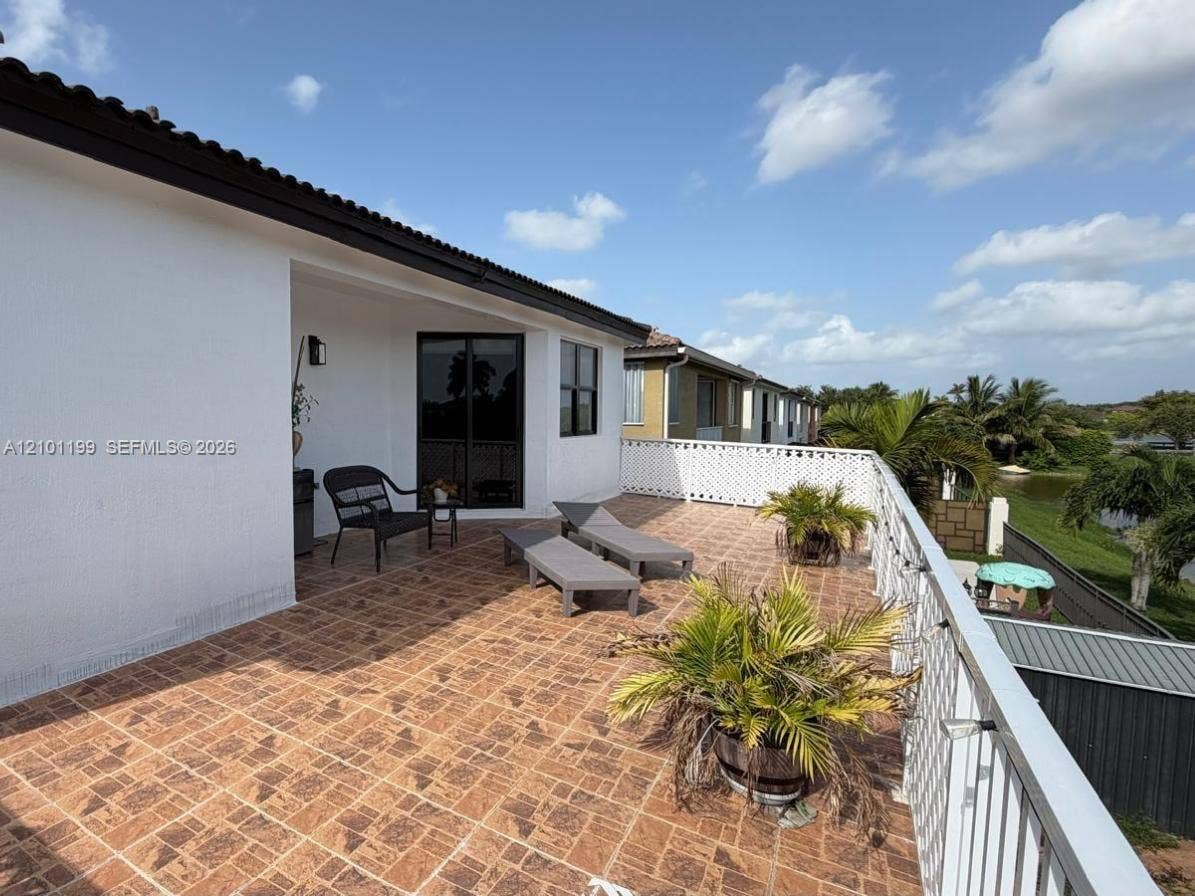 15350 SW 11 Street, Miami, FL 33194 Photo 15
