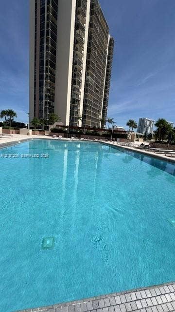 20301 W Country Club Drive, #826, Aventura, FL 33180 Photo 1