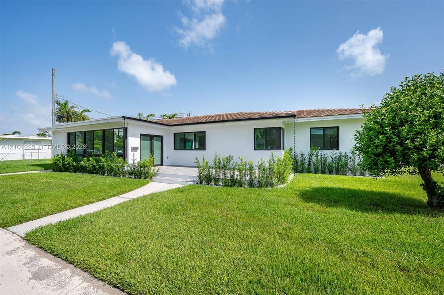 Property photo for 1621 S Treasure Drive, North Bay Village, FL