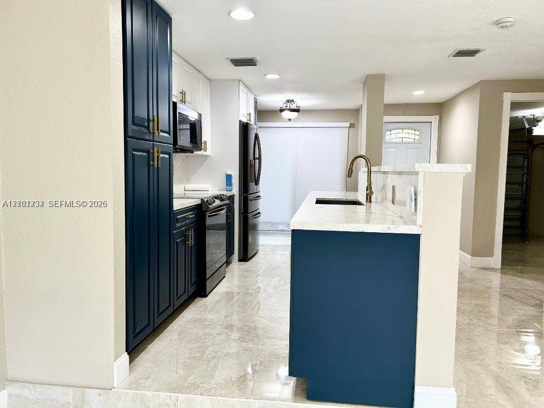 875 NW 80th Terrace, #1, Plantation, FL 33324 Photo 4