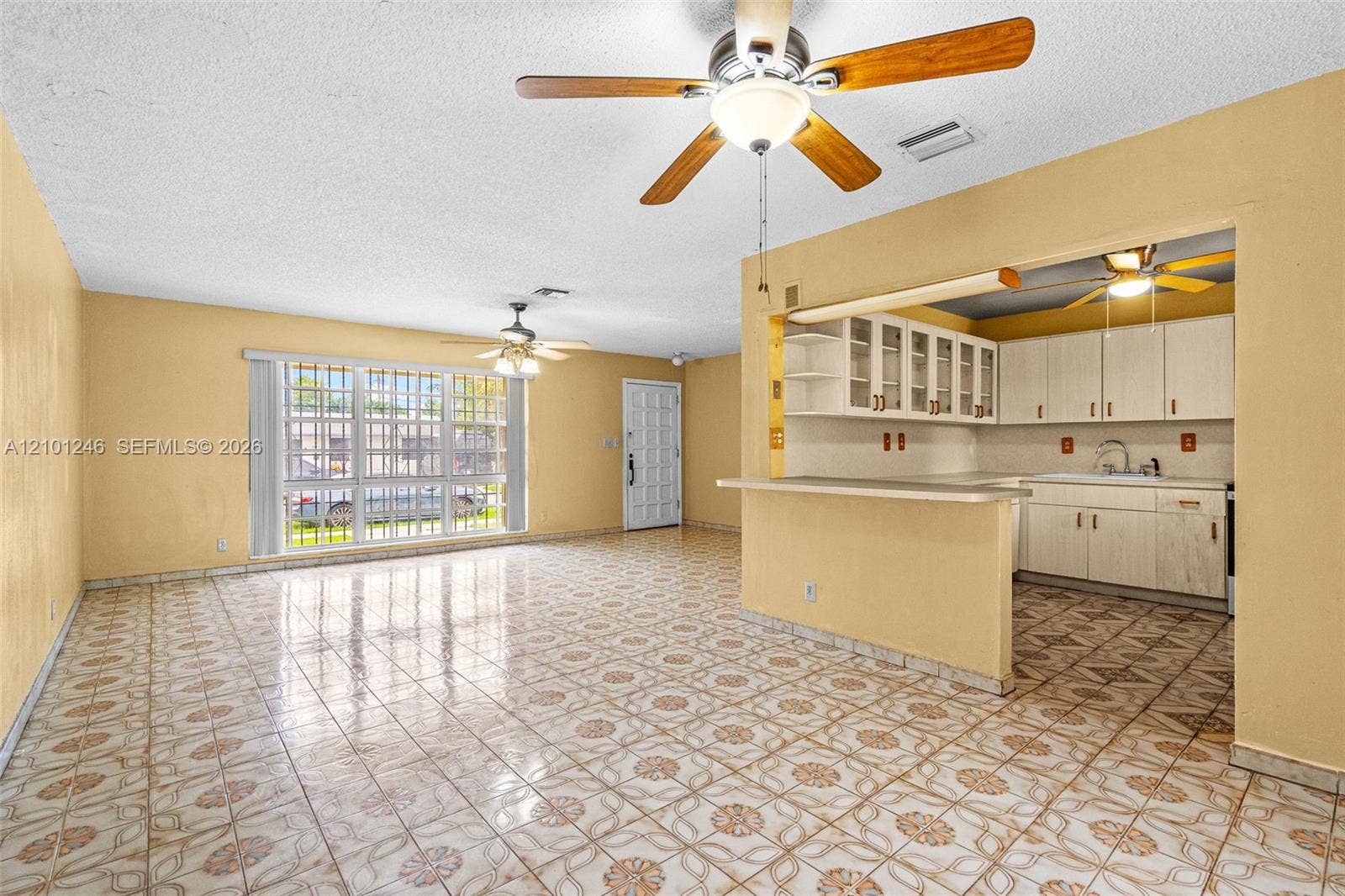 8810 SW 54th Terrace, Miami, FL 33165 Photo 8