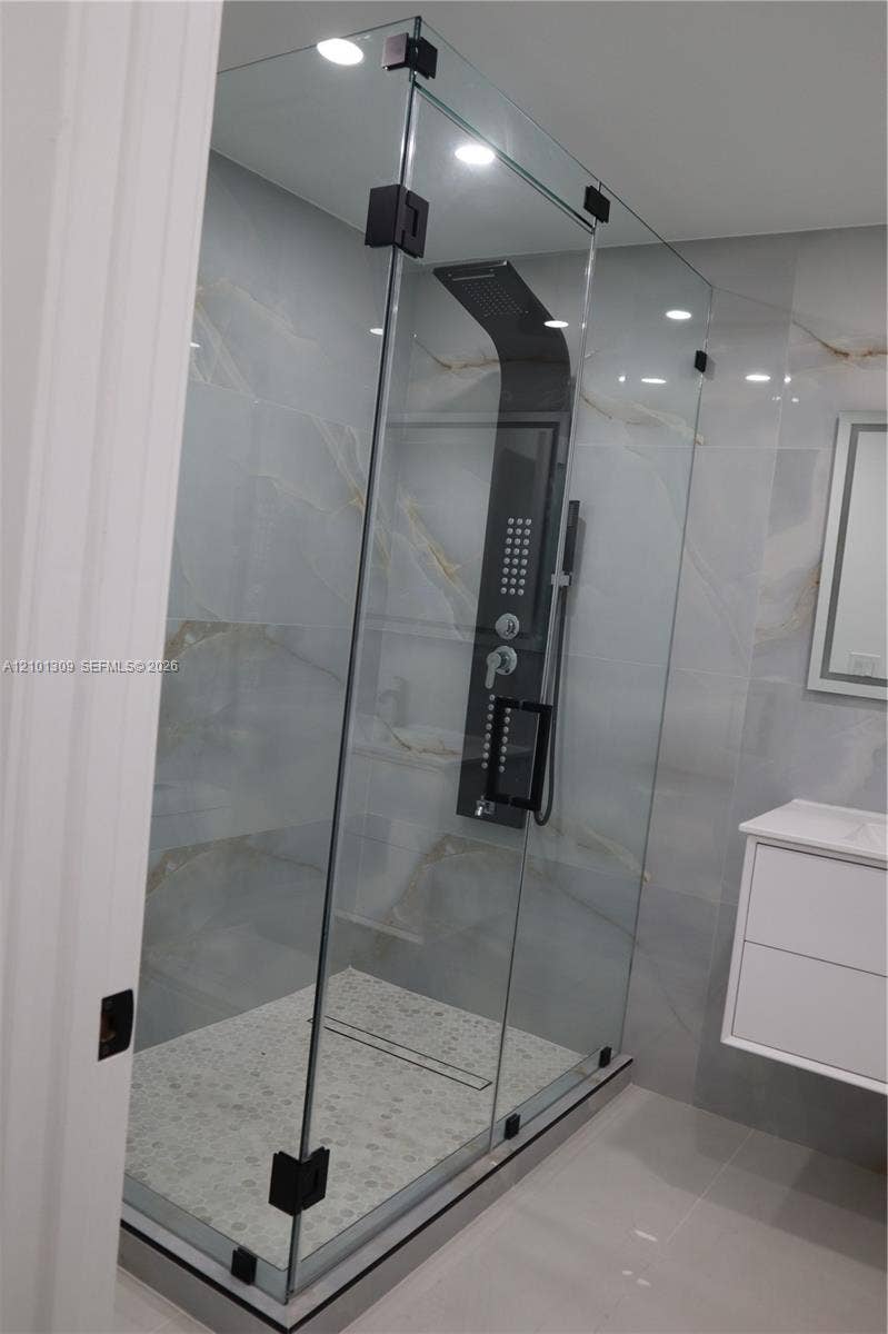 1212 N 22nd Avenue, Hollywood, Hollywood, FL 33020 Photo 10