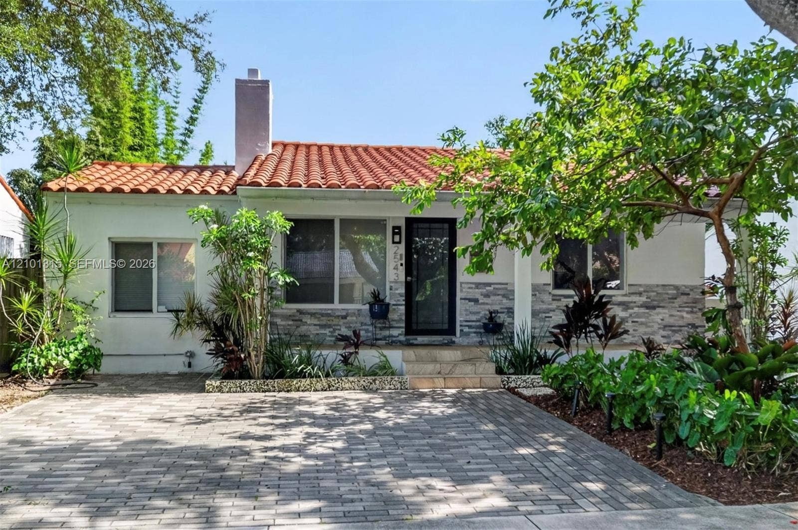2543 SW 15th Street, Miami, FL 33145 Photo 1