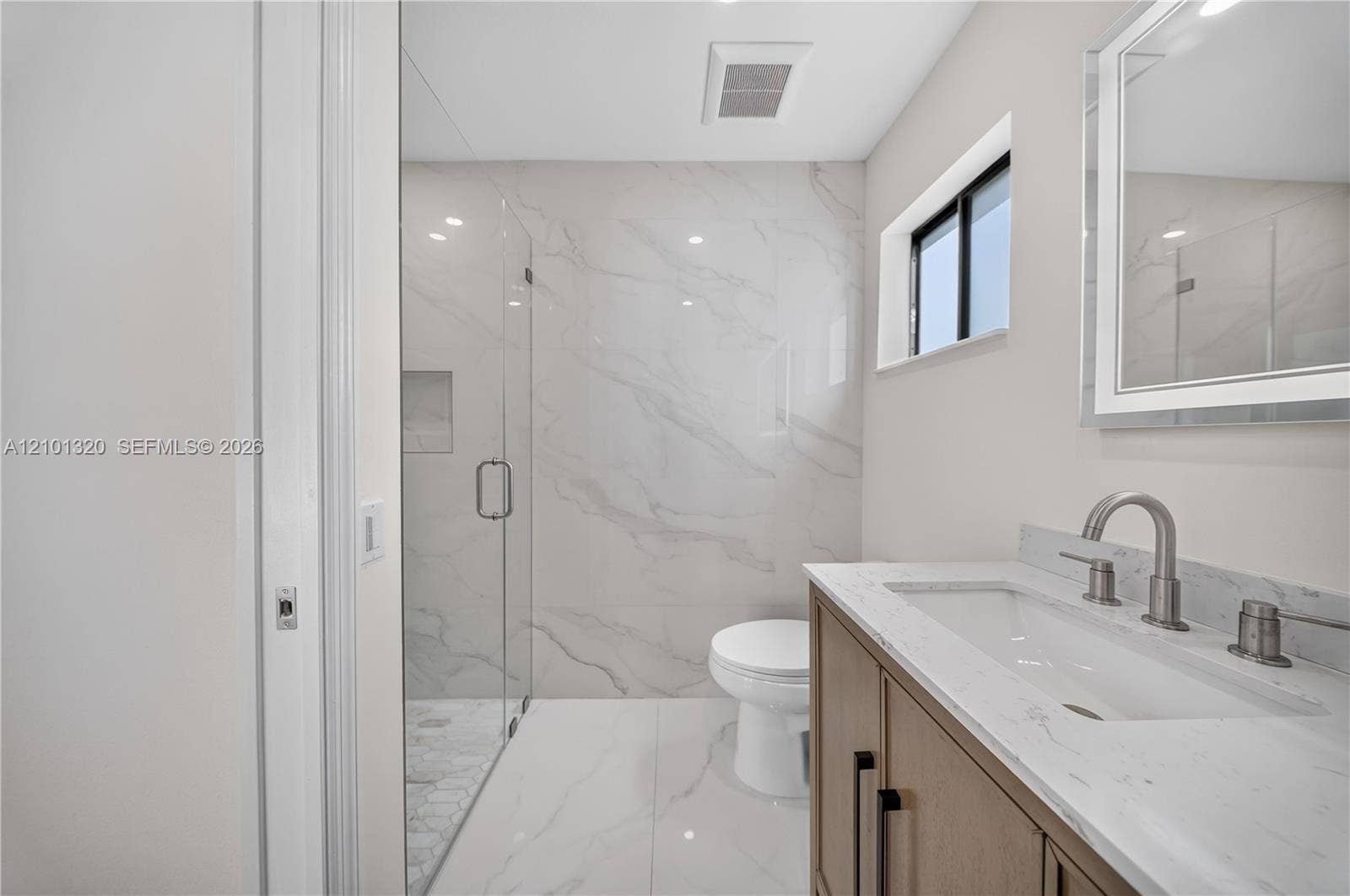 7020 Bamboo Street, Miami Lakes, FL 33014 Photo 16