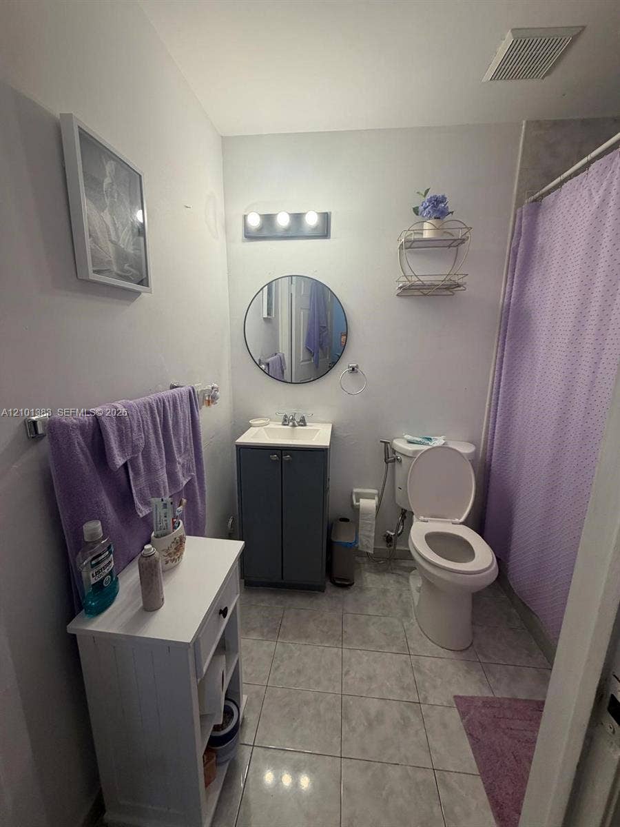 2210 NW 34th Street, #204, Miami, Miami, FL 33142 Photo 2