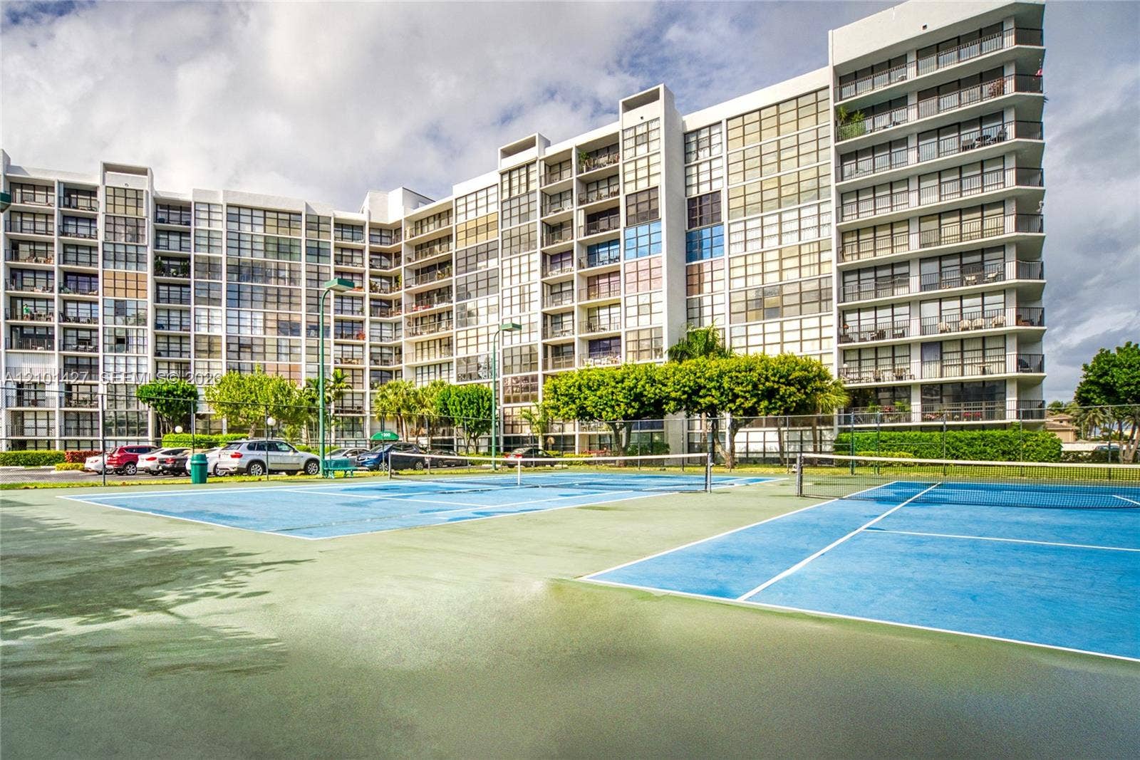 800 Parkview Drive, #901, Hallandale Beach, Hallandale Beach, FL 33009 Photo 41