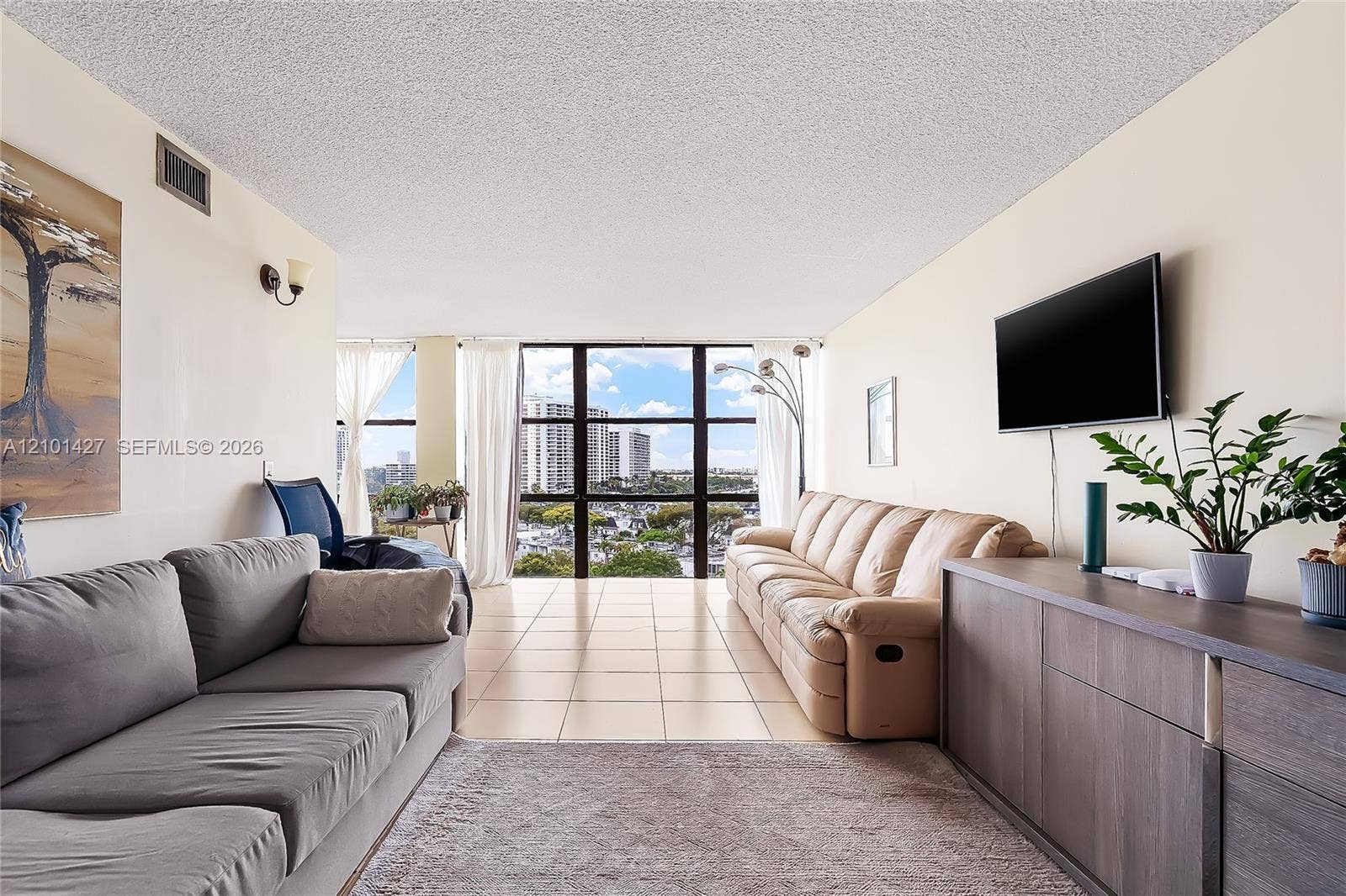 800 Parkview Drive, #901, Hallandale Beach, Hallandale Beach, FL 33009 Photo 3