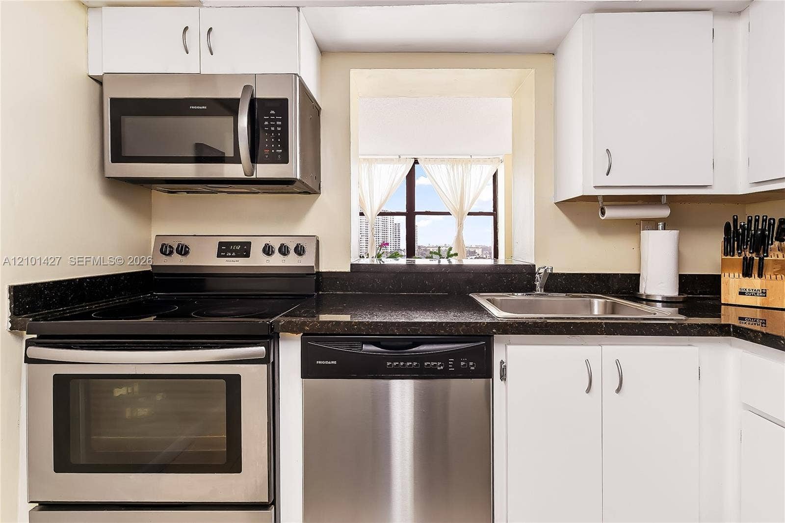 800 Parkview Drive, #901, Hallandale Beach, Hallandale Beach, FL 33009 Photo 20