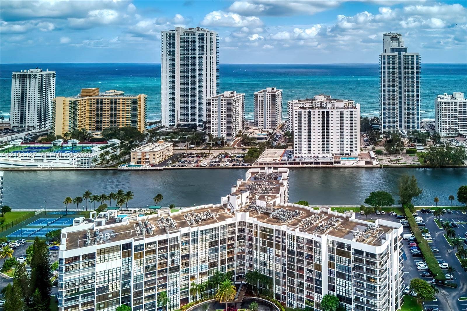800 Parkview Drive, #901, Hallandale Beach, Hallandale Beach, FL 33009 Photo 64