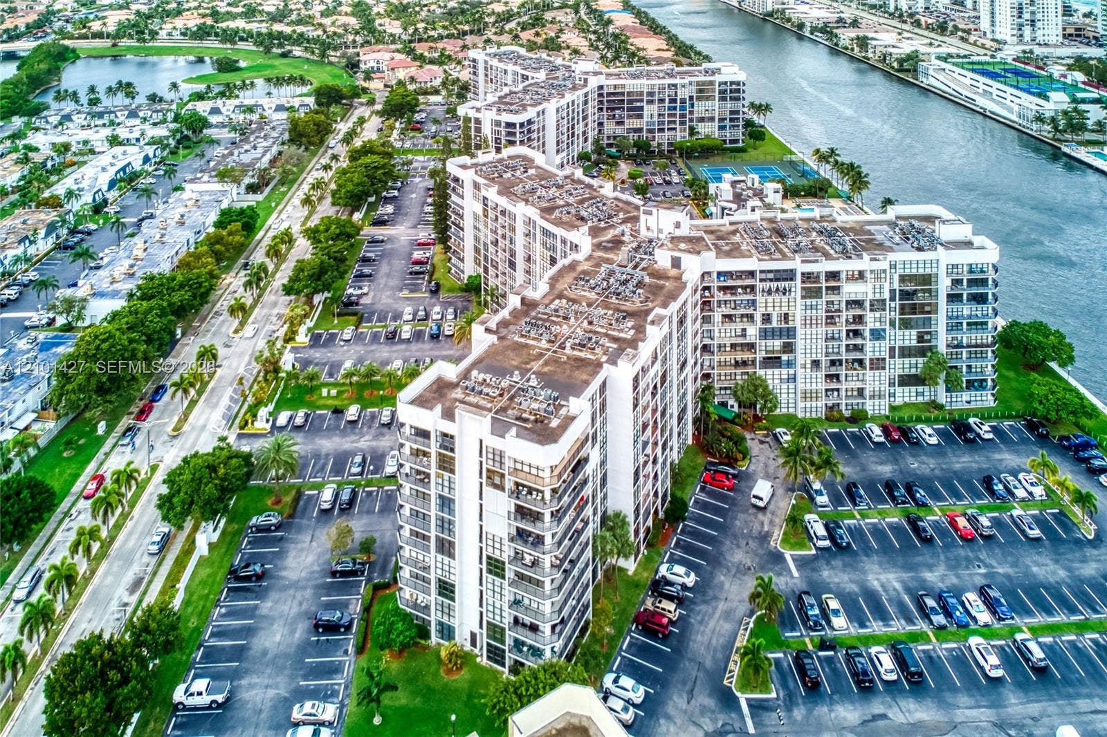 800 Parkview Drive, #901, Hallandale Beach, Hallandale Beach, FL 33009 Photo 62