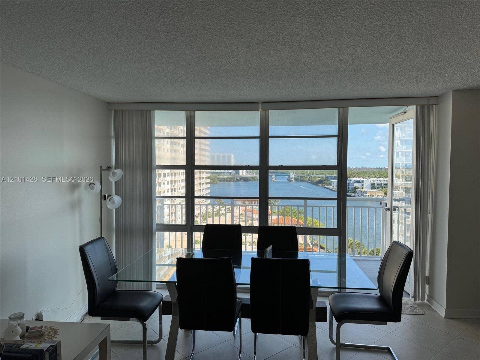 301 174th Street, #1105, Sunny Isles Beach, FL 33160 Photo 1