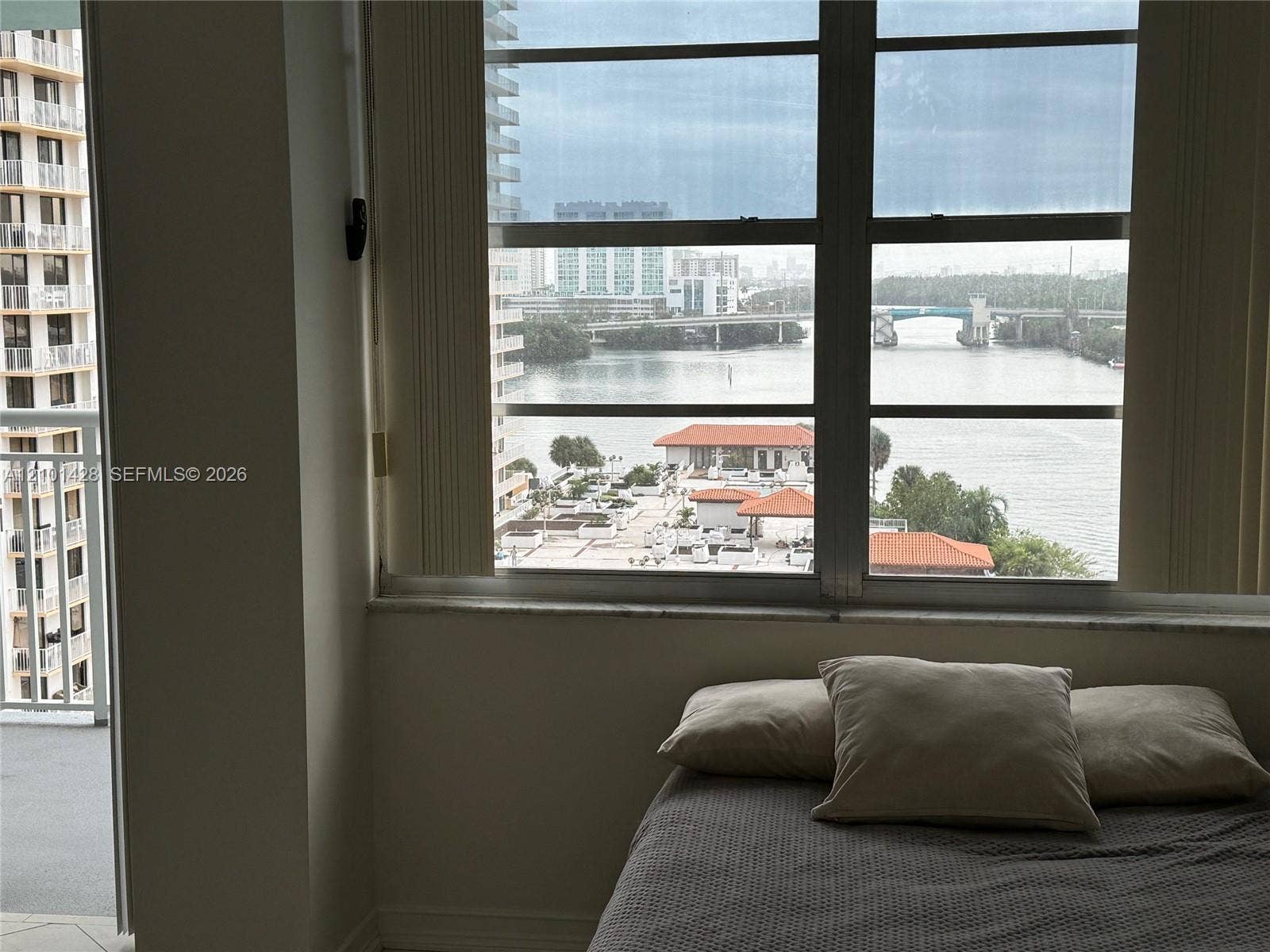 301 174th Street, #1105, Sunny Isles Beach, FL 33160 Photo 10